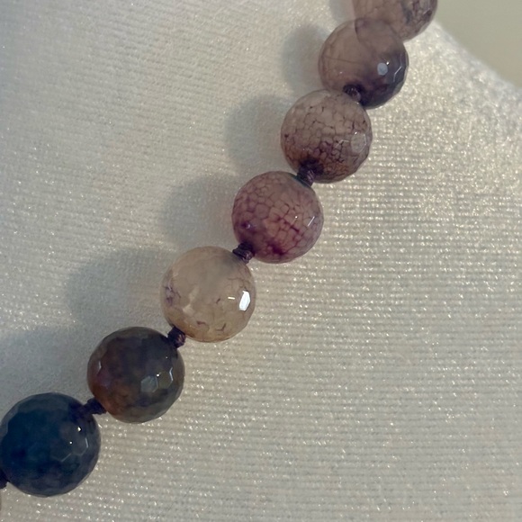 Amethyst Quartz Knotted Bead Necklace NWT - Picture 3 of 8